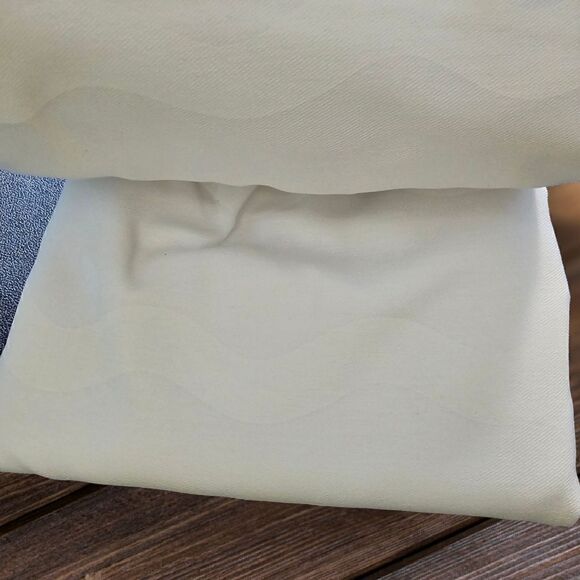 Pillowfort White Wave Shower Curtain 72" x 72" - Picture 2 of 3